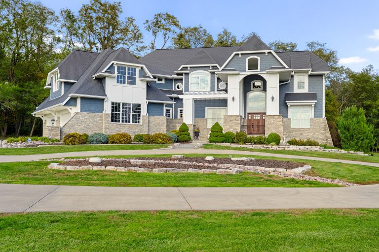 14707 W Schlink Rd in Brimfield — closed by The Heffron Group REALTORS® for $1,145,000 in July 2025.